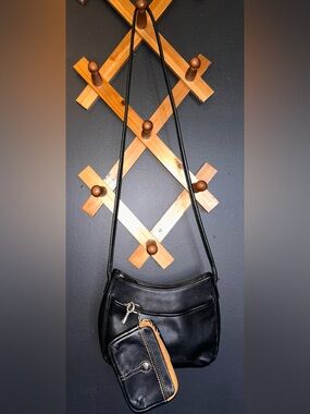 FOSSIL Small Black Leather Bag With Classic Key Charm And Fossil Wallet -EUC-